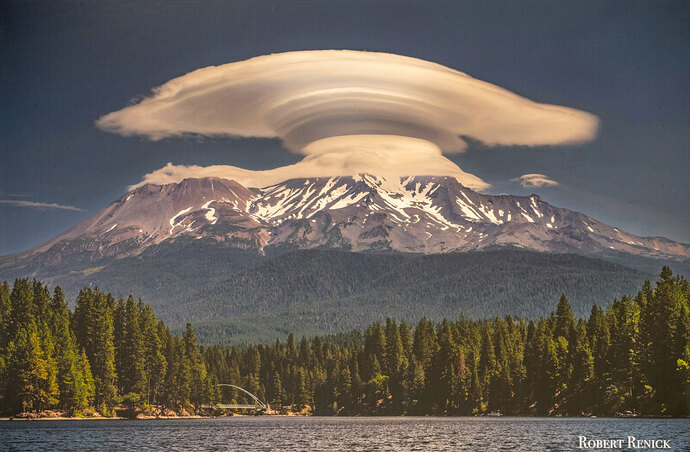 lenticulars_2025_12